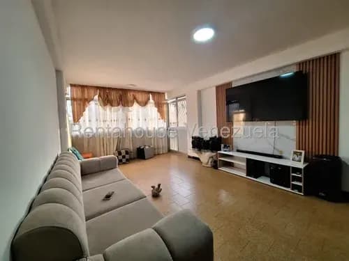 Inmuebles Milagros Nazareth Apartamento En Venta En Barquisimeto Lara Zona Centro. Codigo Del Inmueble 26-11965 Economica Residencial Economico