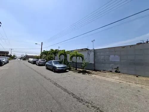 Yr En Venta Parcela De 2800 Mts2 Zona Ind. Los Jarales.