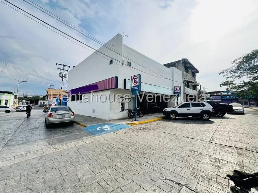 Comercial (Oficina) en Venta en Centro Palo Negro, Aragua