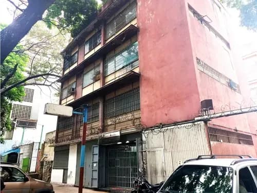 Edificio Comercial/resid.810m2 3 Pisos 13 Pe Los Chaguaramos (af)