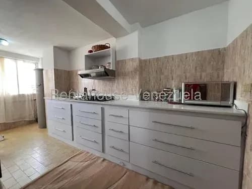 Cómodo Penthouse En Venta Zona Centro La Victoria - Aragua 26-17377 Hc