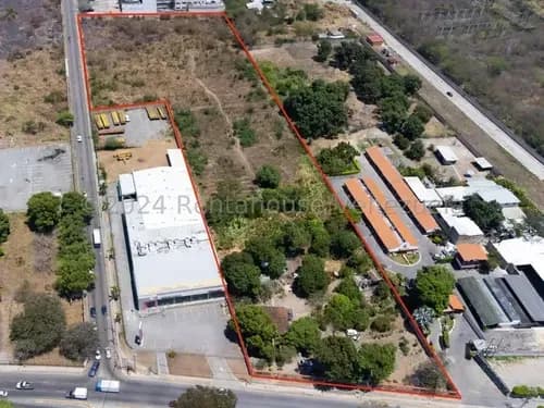 Terreno Extenso En Venta Mas De 20.000mts2 Para Inversion Segura Excelente Zona Sector La Providencia Maracay #24-21311 Rm