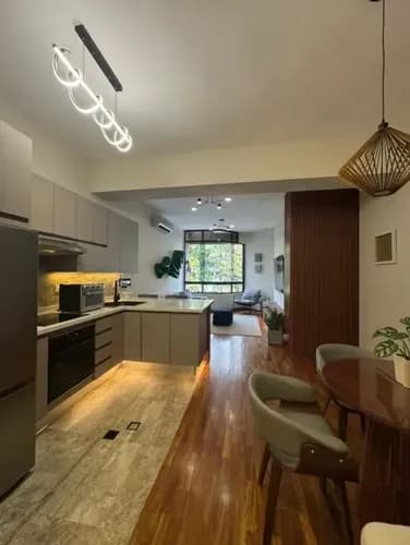 Espectacular Apartamento Venta Santa Eduvigis Completamente Remodelado Amoblado Y Equipado Listo Para Entrar 2h 2b 2puestos Vigilancia Vista Al Avila. Edificio Moderno. Ratzina