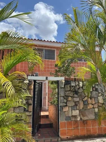 (jv) Townhouse En Alquiler Resd Trapiche Urb El Bosque Valencia