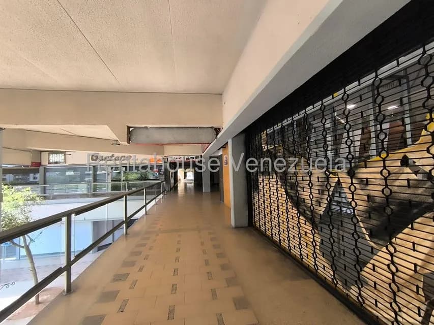 Comercial (Local Comercial) en Venta en Avenida Delicias Norte, Zulia