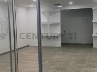 Lindo y agradable local comercial