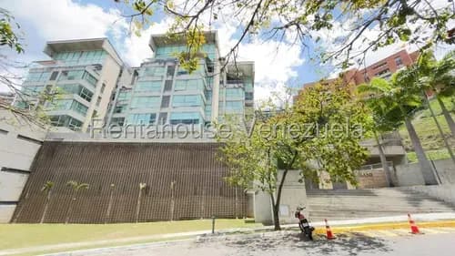 Apartamento En Alquiler Urb. Lomas Del Sol, Caracas 26-20013
