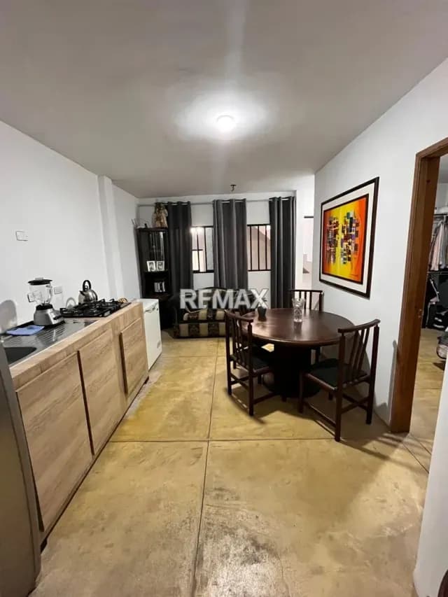APARTAMENTO EN ALQUILER BARRIO LIBERTADOR