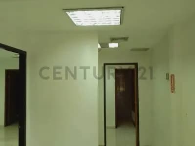 LOCAL COMERCIAL EDIFICIO MALIZIA