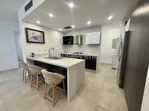 Sb Alquiler En La Castellana Espectacular Totalmente Remodelado A Estrenar. Decorado Con Muy Buen Gusto, Equipado Con El Mejor Mobiliario