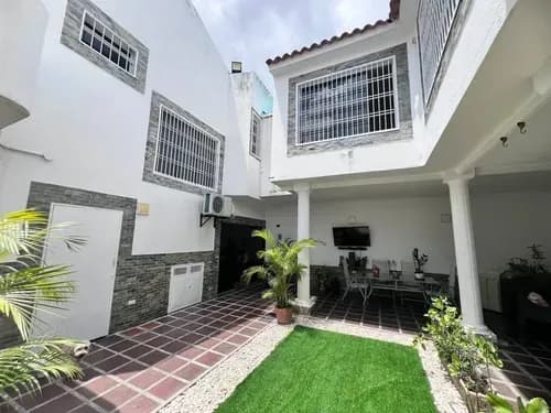 Townhouse De Lujo En La Morita I, Seguridad Y Confort Total. Ljsa 26-6917