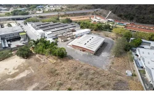 En Venta Galpon Y Terreno En Guarenas 2000m2 Y 69.000m2
