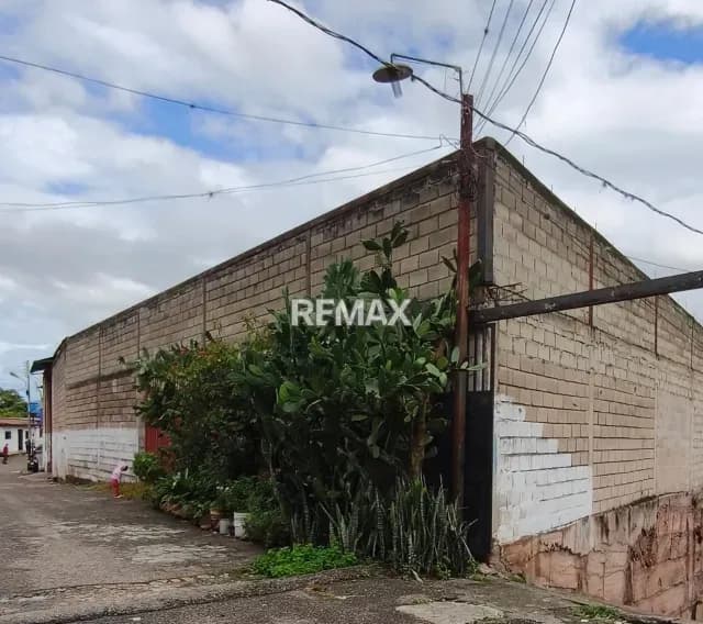 EN VENTA TERRENO UBICADO EN PALO GORDO 240MTS