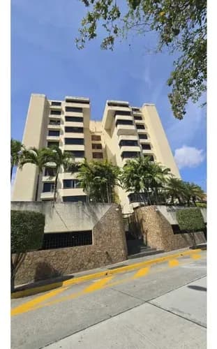 Apartamento En Frutas Condominiums Edif. Semeruco