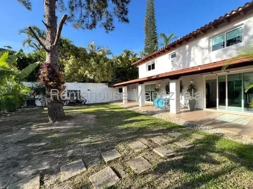 Casa En Venta En Colinas Del Tamanaco 26-19690 Mg
