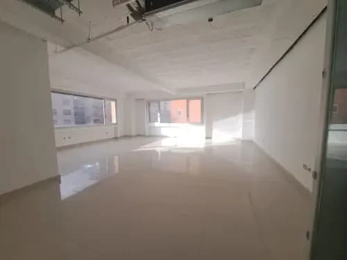 Gm Alquila Oficina Remodelada En Torre Corporativa, Los Dos Caminos, Diagonal Al Ctro Milenium-