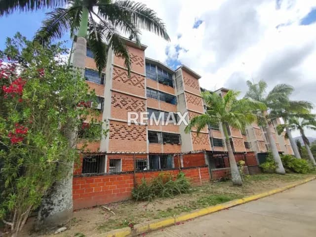 ALQUILER APARTAMENTO SEMIAMOBLADO EN VALLE DE CHARA