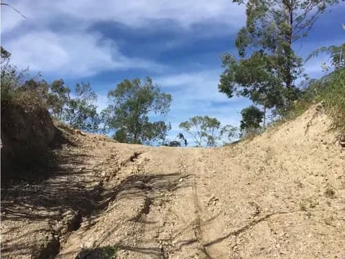 Terreno En Venta Plano 1083m2 En Urb Avp Colinas De Carrizal