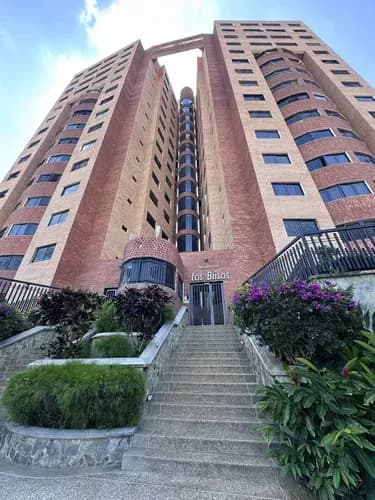 Nathaly Bastidas - Amplio Apartamento En Alquiler Planta 100% Y Pozo En Mañongo