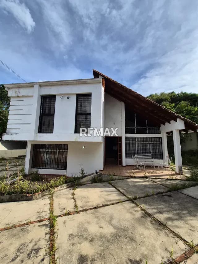 CASA DOBLE PROPÓSITO EN VENTA