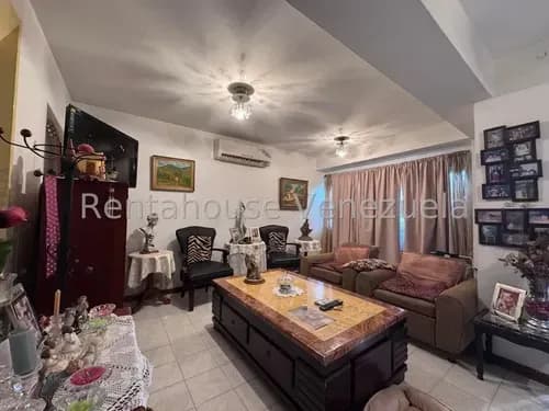 Vendo Apartamento En La Urbina 25-5315