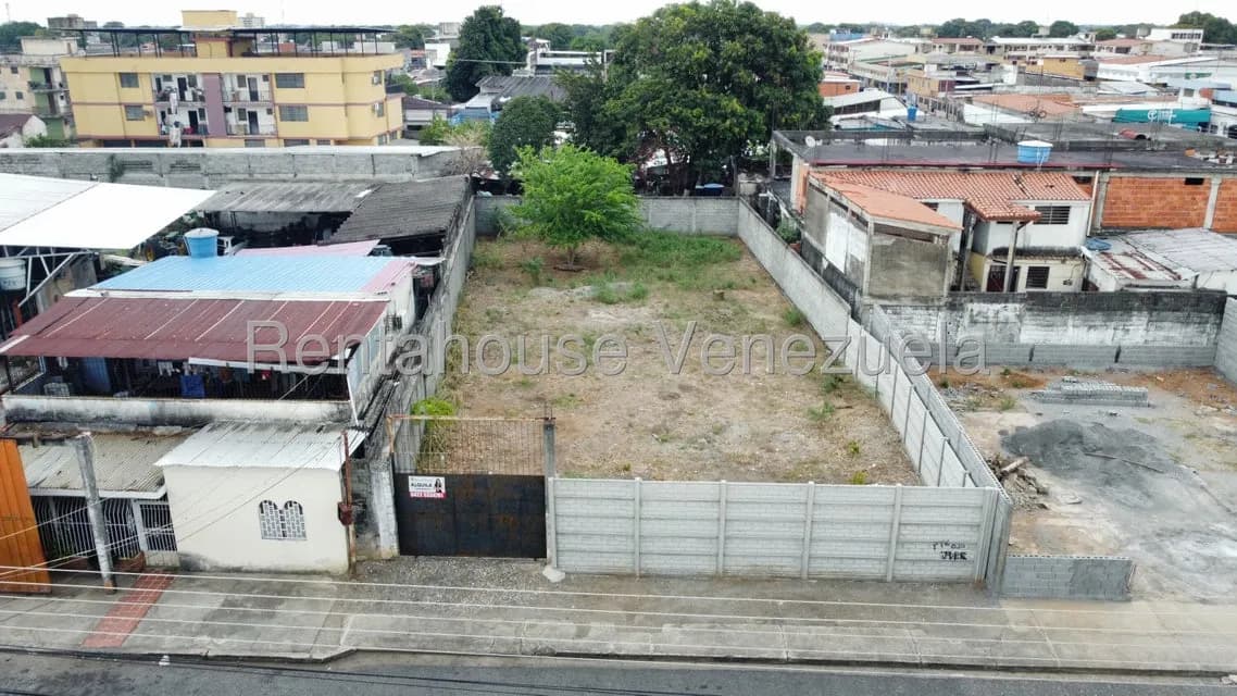 Terreno (Comercial) en Venta en Centro, Portuguesa
