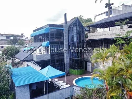 Lujosa Casa En Venta. Lomas De La Lagunita # C.h