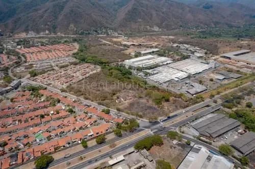 Terreno ( Comercial / Industrial/ Residencial/ Avenida Principal) Venta Guatire (villa Heroica ) Mls-24-26733