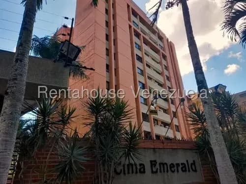 Cv Apartamento En Venta En Las Esmeraldas Yf 26-14063