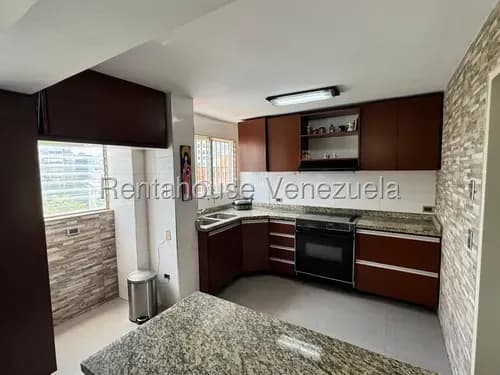 Encantador Apartamento En Venta - Urb. La Florida