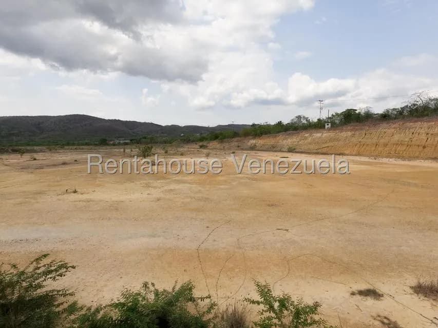 Terreno (Industrial) en Venta en Municipio Peña, Yaracuy