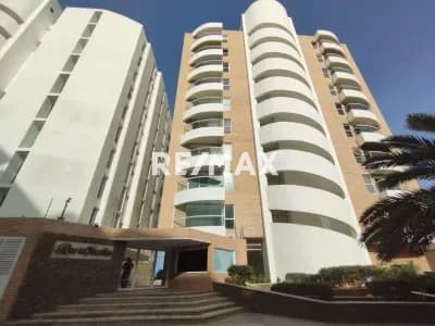 EN VENTA MODERNO APARTAMENTO CON TERRAZA, VISTA Y SALIDA AL MAR, PLAYA MORENO, ISLA DE MARGARITA, MUNICIPIO MANEIRO