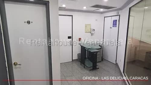 Oficina 74m2 / Venta Sabana Grande 26-16616 Bb