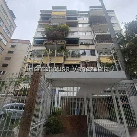 Apartamento (1 Nivel) en Alquiler en Los Palos Grandes, Distrito Metropolitano
