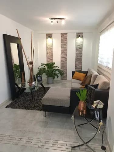 Casa Estilo Moderna 1.300 Mts De Terreno Y 360 De Construcción 5 Hab 5 Baños 6 Puestos Cocina Empotrada Moderna Concepto Abierto Portón Eléctrico Sistema De Seguridad Inteligente Agua Permanente