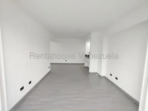 Cv Apartamento En Venta En Los Palos Grandes Yf 26-20442
