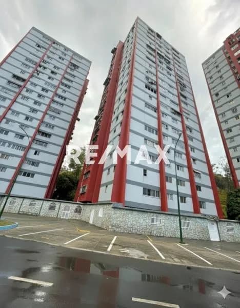 VENTA DE APARTAMENTO EN CARICUAO UD4