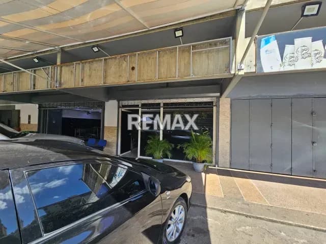 Local comercial en montalban ll a pie de calle