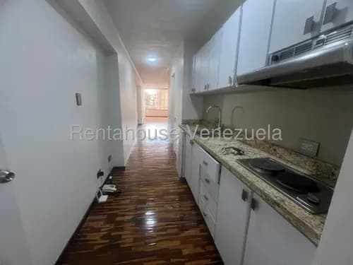 Oficina/apartamento En Venta De 48,5 M2 De Un Solo Ambiente En Horizonte
