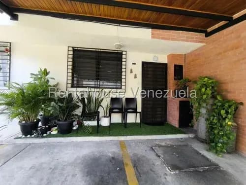 Moderno Townhouse En Villas Del Norte 2 Tu Próximo Hogar En Naguanagua - Carabobo (inm 26-17094) Te Espera Totalmente Amoblado Y Equipado Con Acabados De Lujo. Solo Clientes