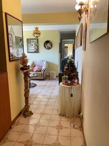 Yd Vende 2 Apartamentos En 1 Propiedad Dividida En Dos Unidades Independientes Av Bolivar Valencia