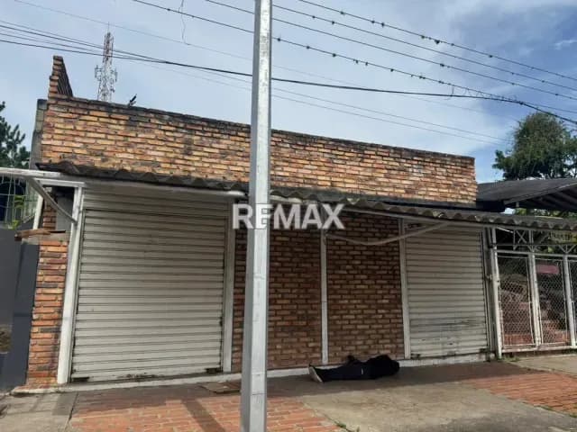 LOCAL COMERCIAL EN ALQUILER EN PUEBLO NUEVO #3