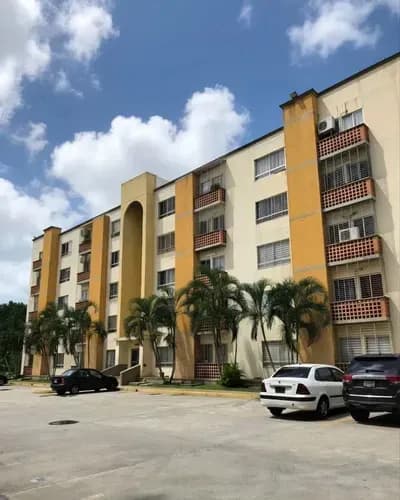 Apartamento En Venta Ubicado En San Diego, Edo. Carabobo. Res. Valles Del Nogal, Fcaballero