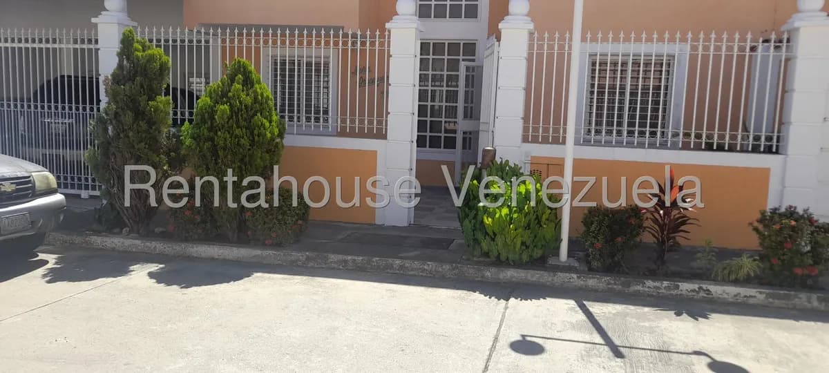 Casa (Multipes Niveles) en Venta en Vista Linda, Miranda