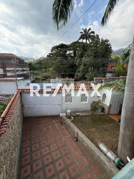 CASA EN VENTA SECTOR CORRAL DE PIEDRA EL LIMON
