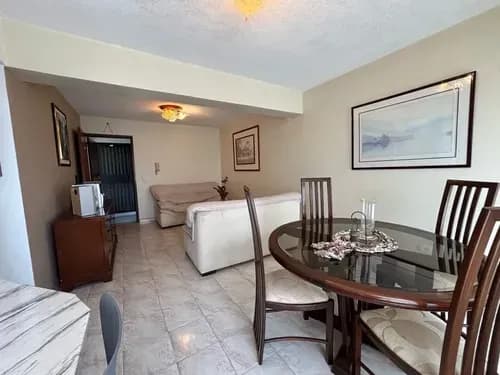 Impecable Apartamento De 67 M2 Totalmente Amoblado Con Pozo Propio Y Un Puesto De Estacionamiento Residencias Orinoco Suite, Urbanización Valles De Camoruco Ce-pi