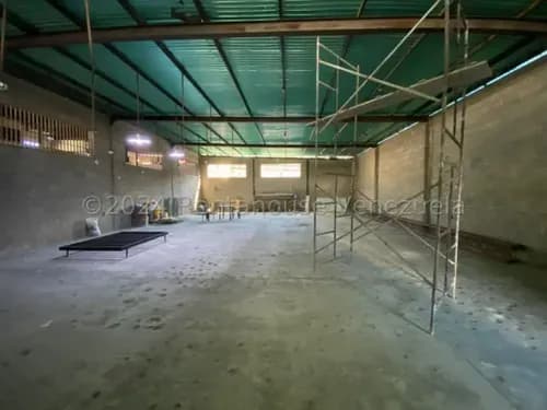 Inmuebles Milagros Nazareth Galpon Industrial En Alquiler En Barquisimeto Lara Zona Industrial I. Codigo Del Inmueble 25-4141 Economica Comercial Economico