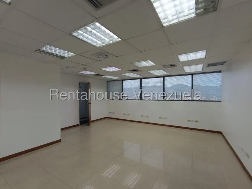Comercial (Oficina) en Alquiler en La Viña, Carabobo