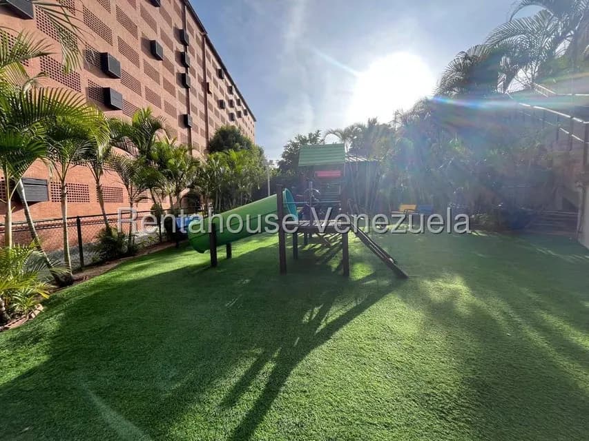 Apartamento (1 Nivel) en Venta en Los Samanes, Distrito Metropolitano