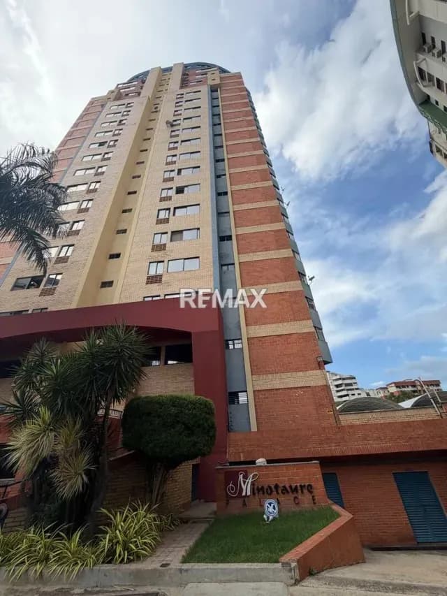 Alquiler Apto Urb Los Mangos, Valencia
